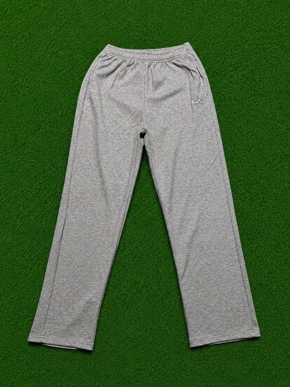 ALO Accolade QZ Pullover & Sweatpants Heather Gray Set Sizes S,M,L *UNISEX*